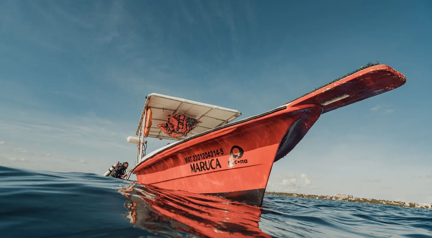 Our private dive boat at Isla Mujeres